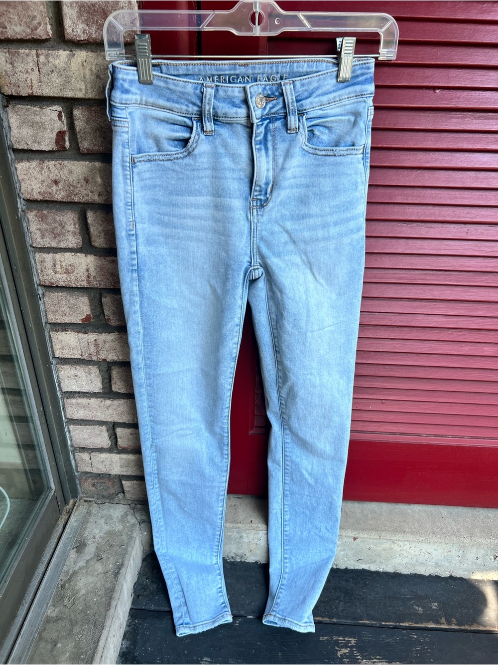 American Eagle Outfitters Light Wash High-Rise Skinny Jegging Jeans Size 4 Long